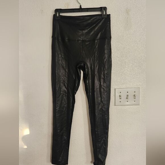 Jane and Bleecker Faux Leather Leggings Size XLarge - Picture 10 of 12